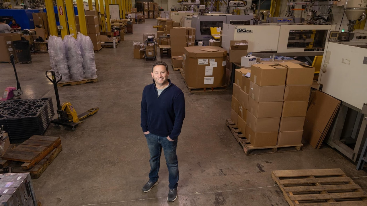 Autronic Plastics, Inc.